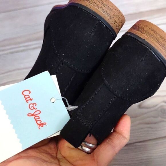 (76-1998) 🔥3/$20🔥  Cat & Jack  Onyx Boots Size 5 - Picture 7 of 11